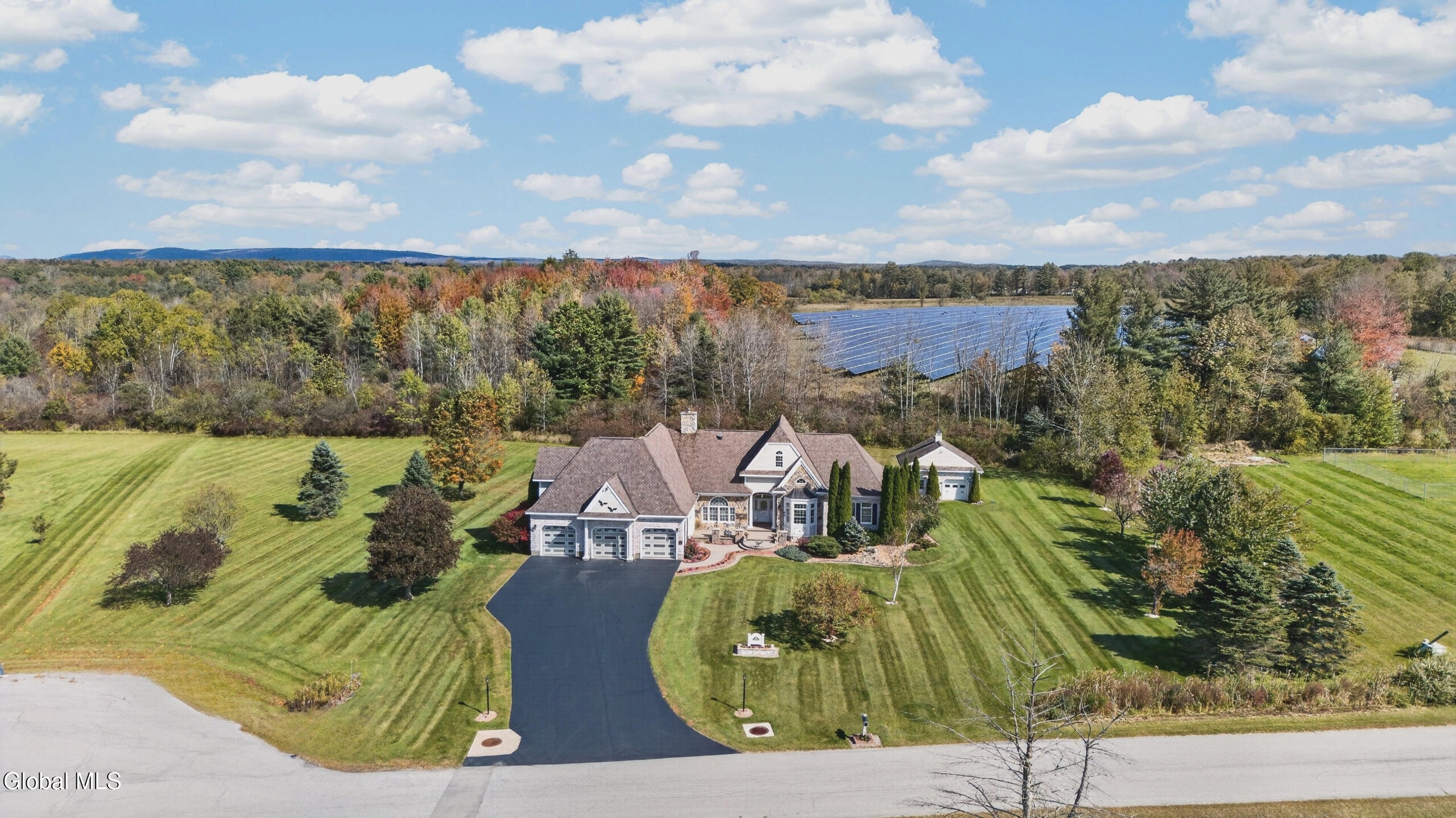114 Jamie Lane Broadalbin NY 12025