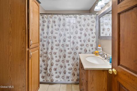 14 Renas Drive Cohoes NY 12047