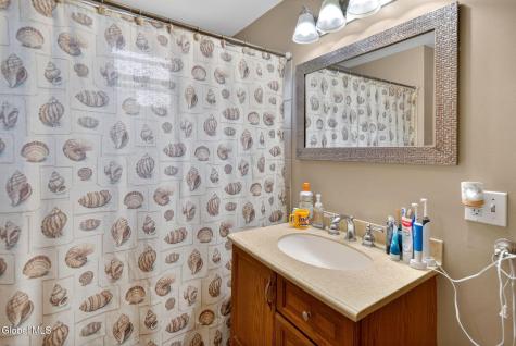 14 Renas Drive Cohoes NY 12047