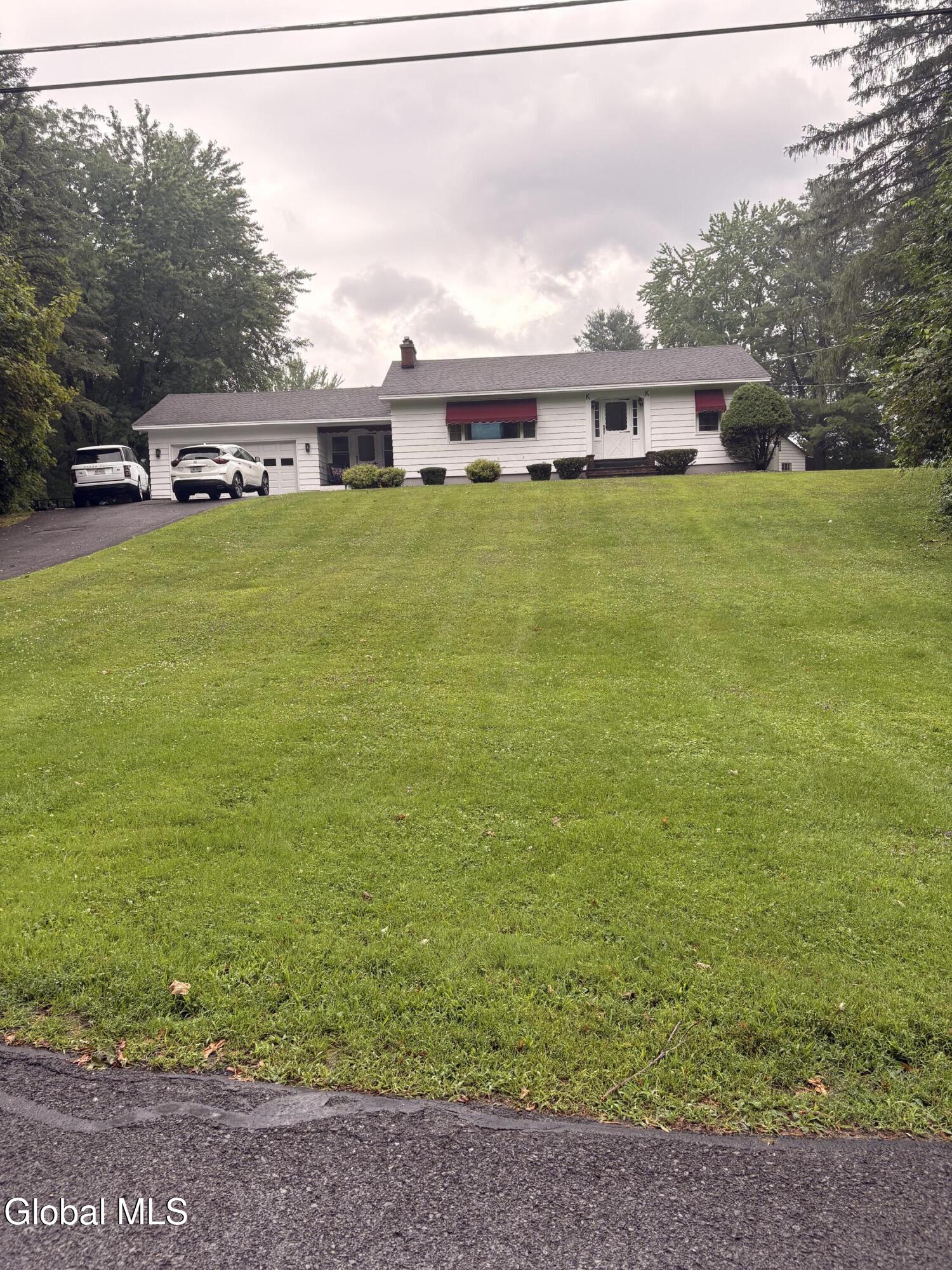 109 Harrower Lane Amsterdam NY 12010