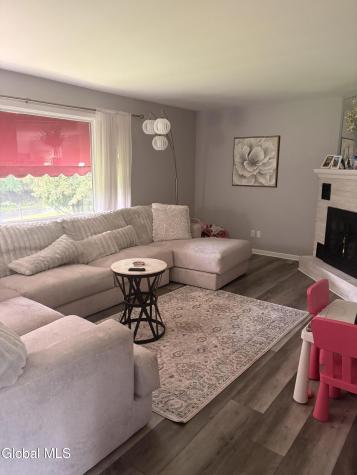 109 Harrower Lane Amsterdam NY 12010