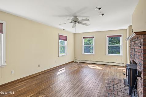 234 Potter Road Amsterdam NY 12010