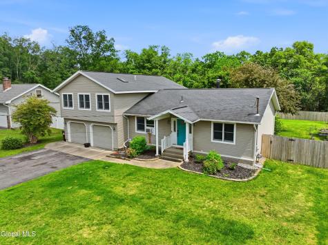 132 Spring Road Glenville NY 12302