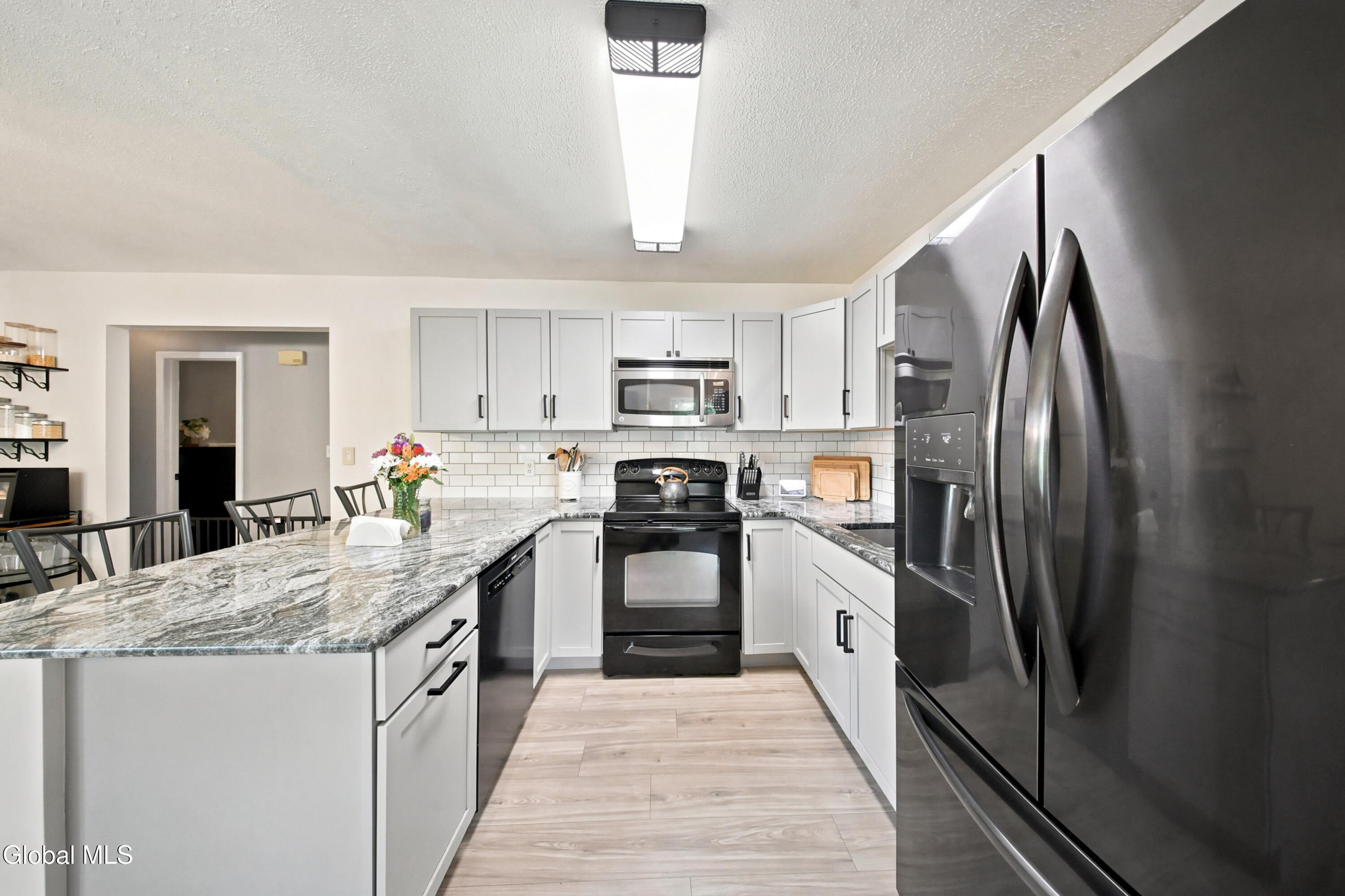 132 Spring Road Glenville NY 12302