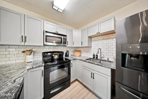 132 Spring Road Glenville NY 12302