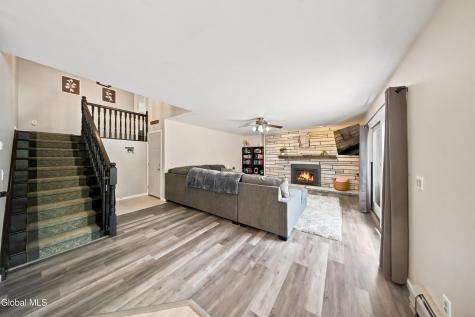 132 Spring Road Glenville NY 12302