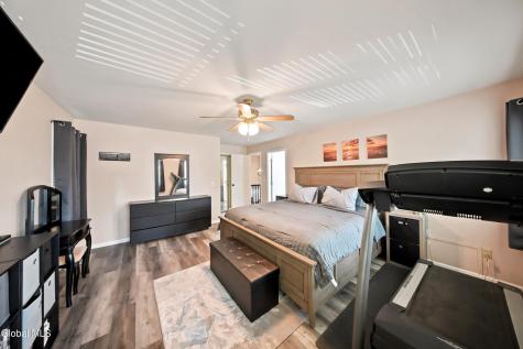 132 Spring Road Glenville NY 12302