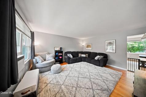 132 Spring Road Glenville NY 12302