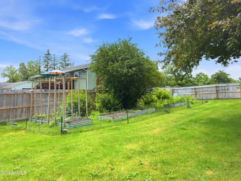 132 Spring Road Glenville NY 12302