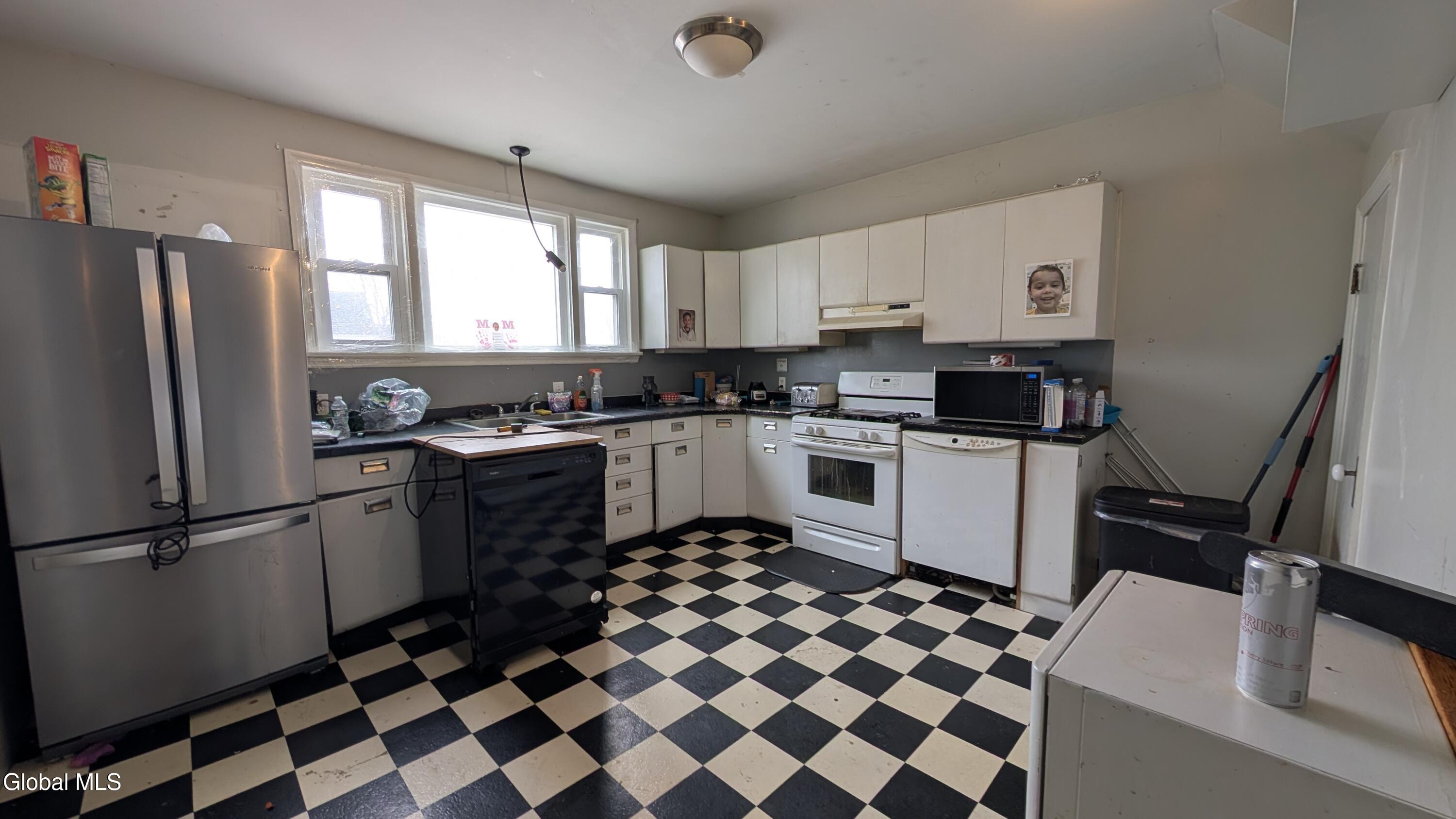 4 Oak Street Johnstown NY 12095