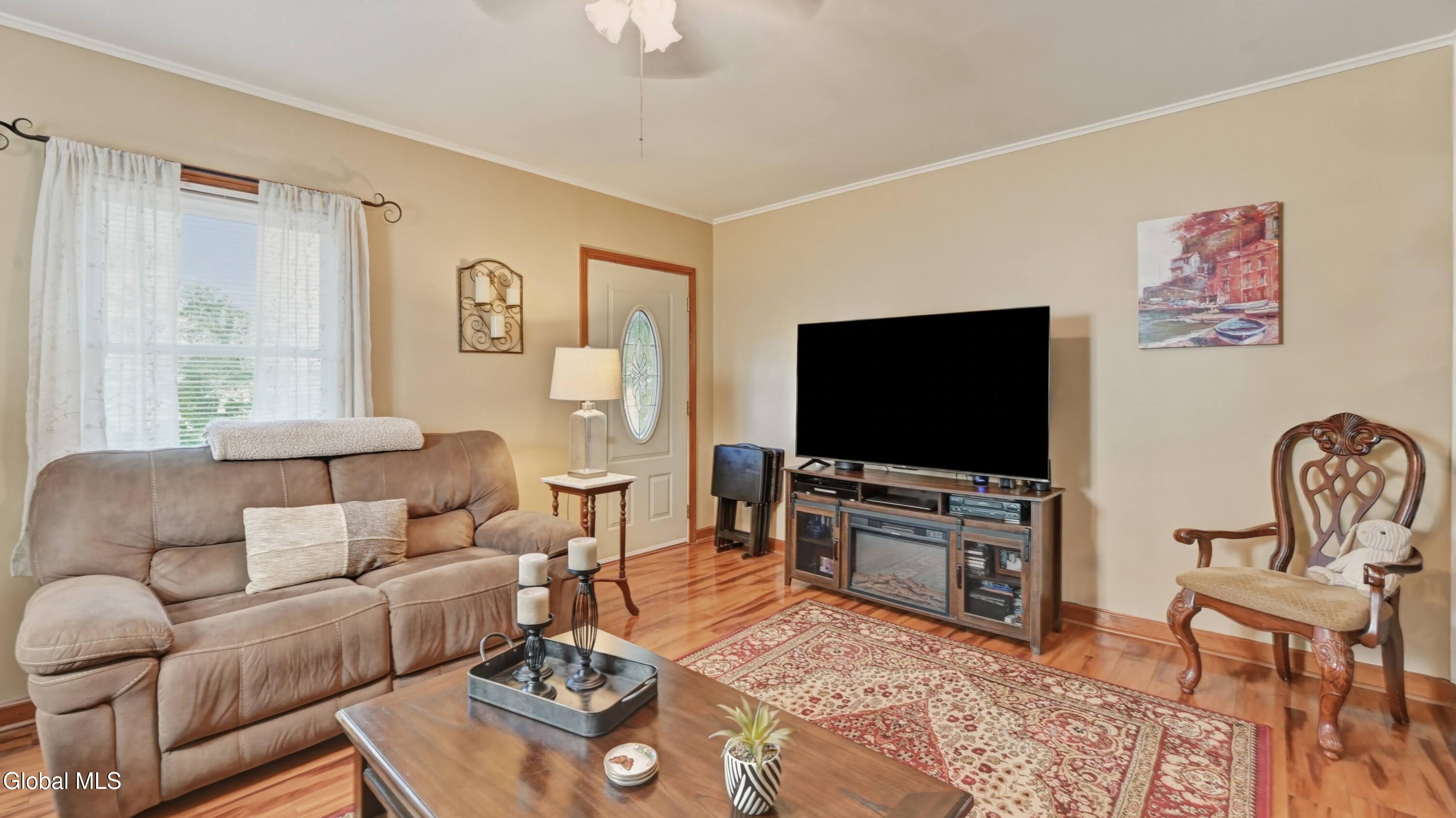 268 Chapman Drive Amsterdam NY 12010