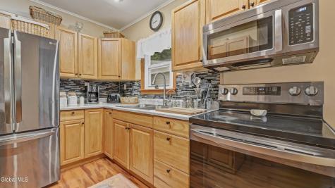 268 Chapman Drive Amsterdam NY 12010