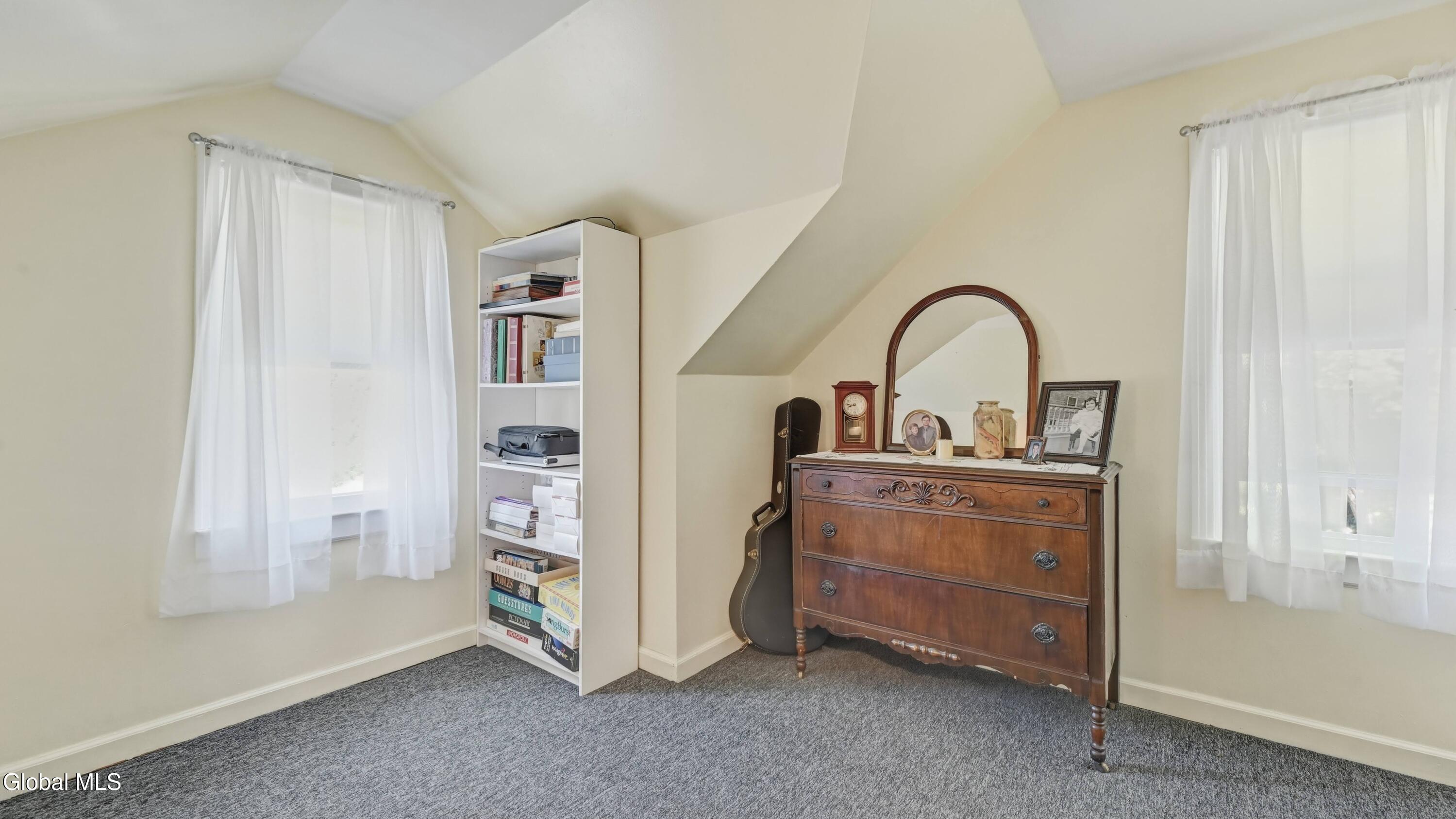 268 Chapman Drive Amsterdam NY 12010