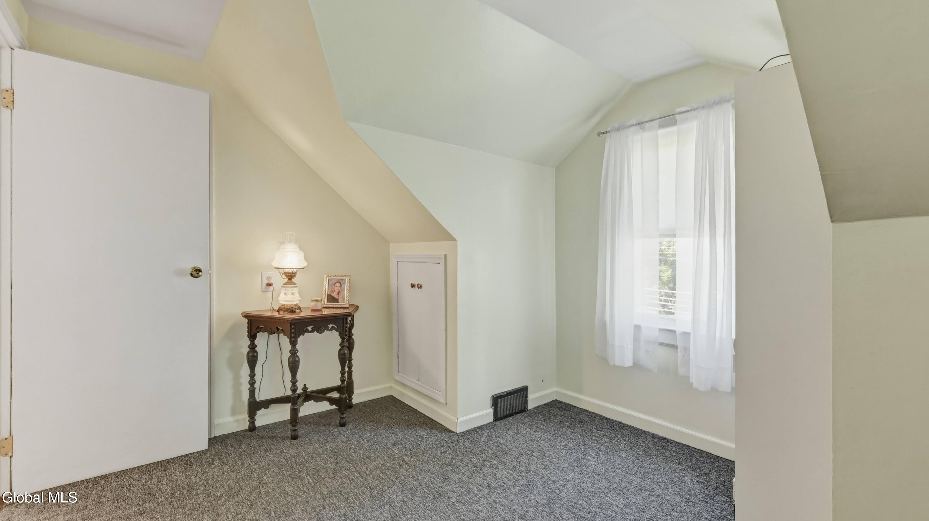 268 Chapman Drive Amsterdam NY 12010