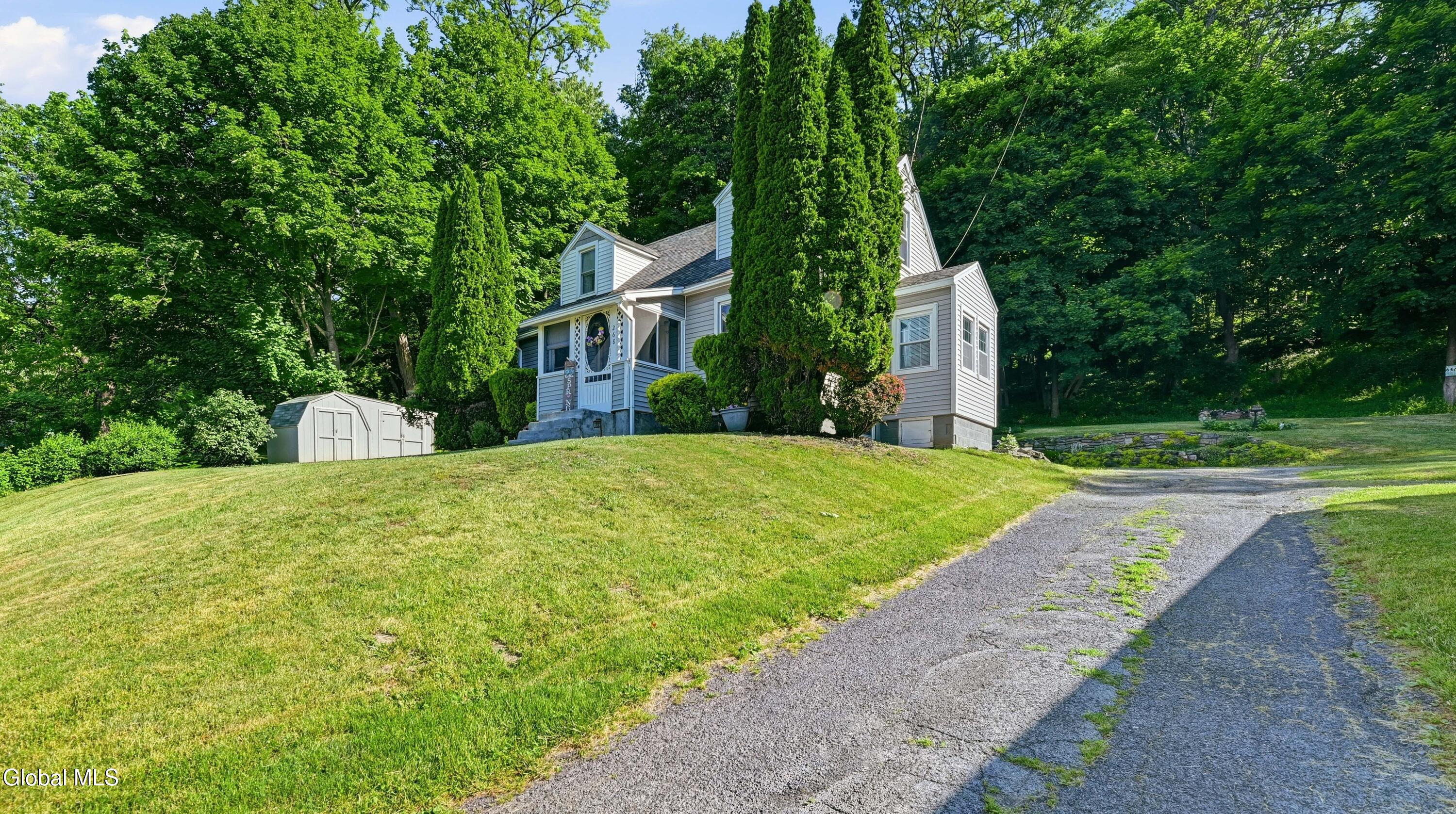 268 Chapman Drive Amsterdam NY 12010