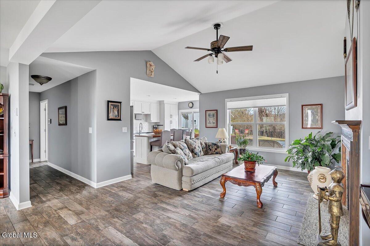 19 Autumn Lane Troy NY 12182