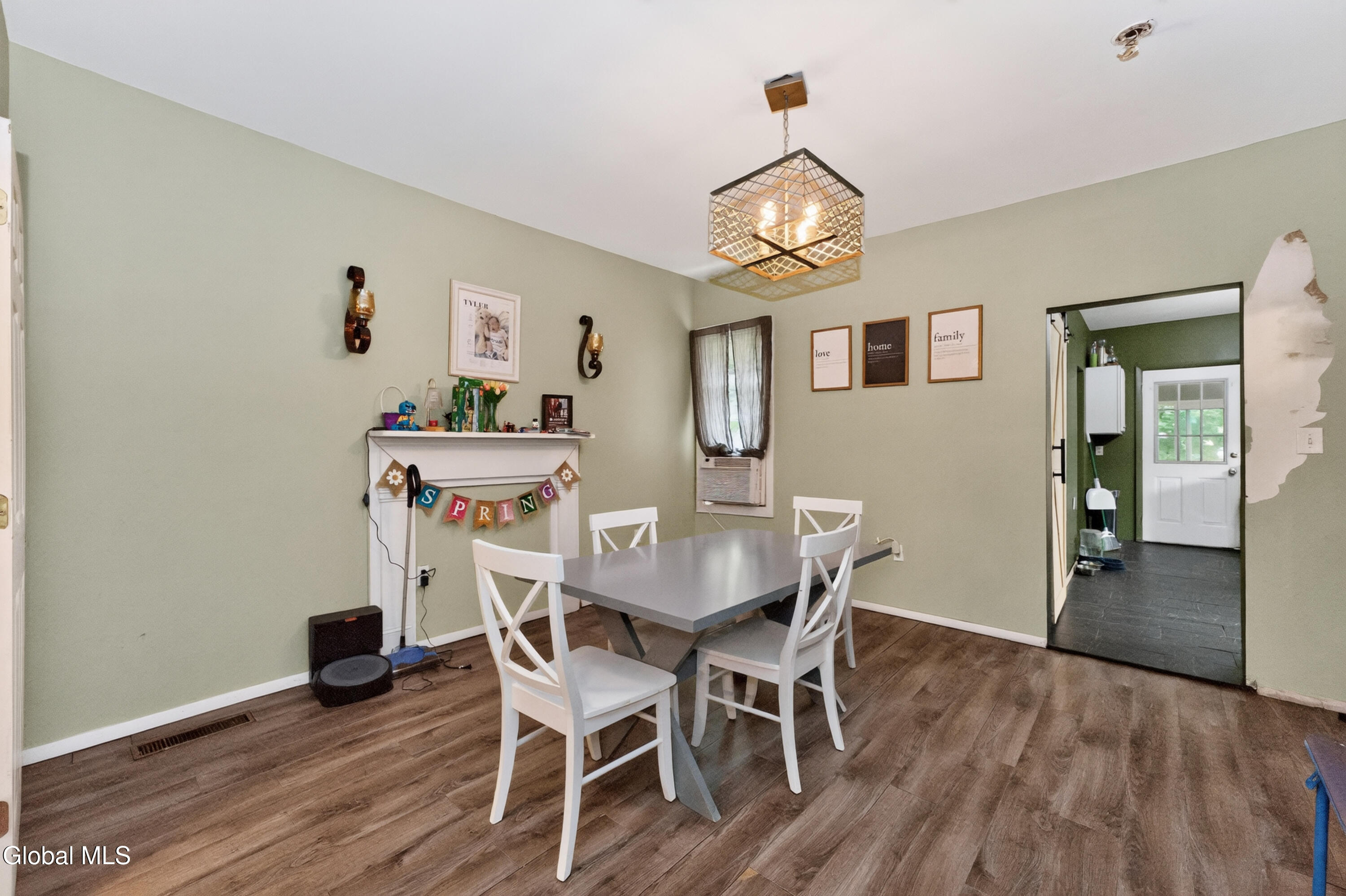 65 2nd Avenue Rensselaer NY 12144
