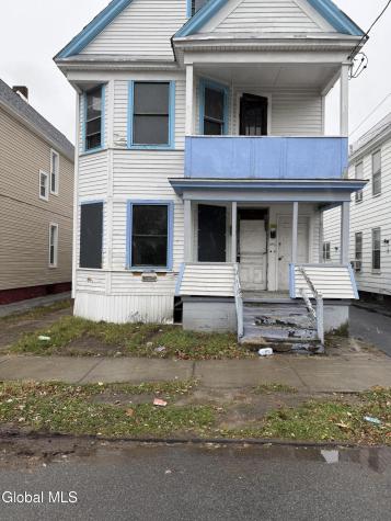 942 Emmett Street Schenectady NY 12307