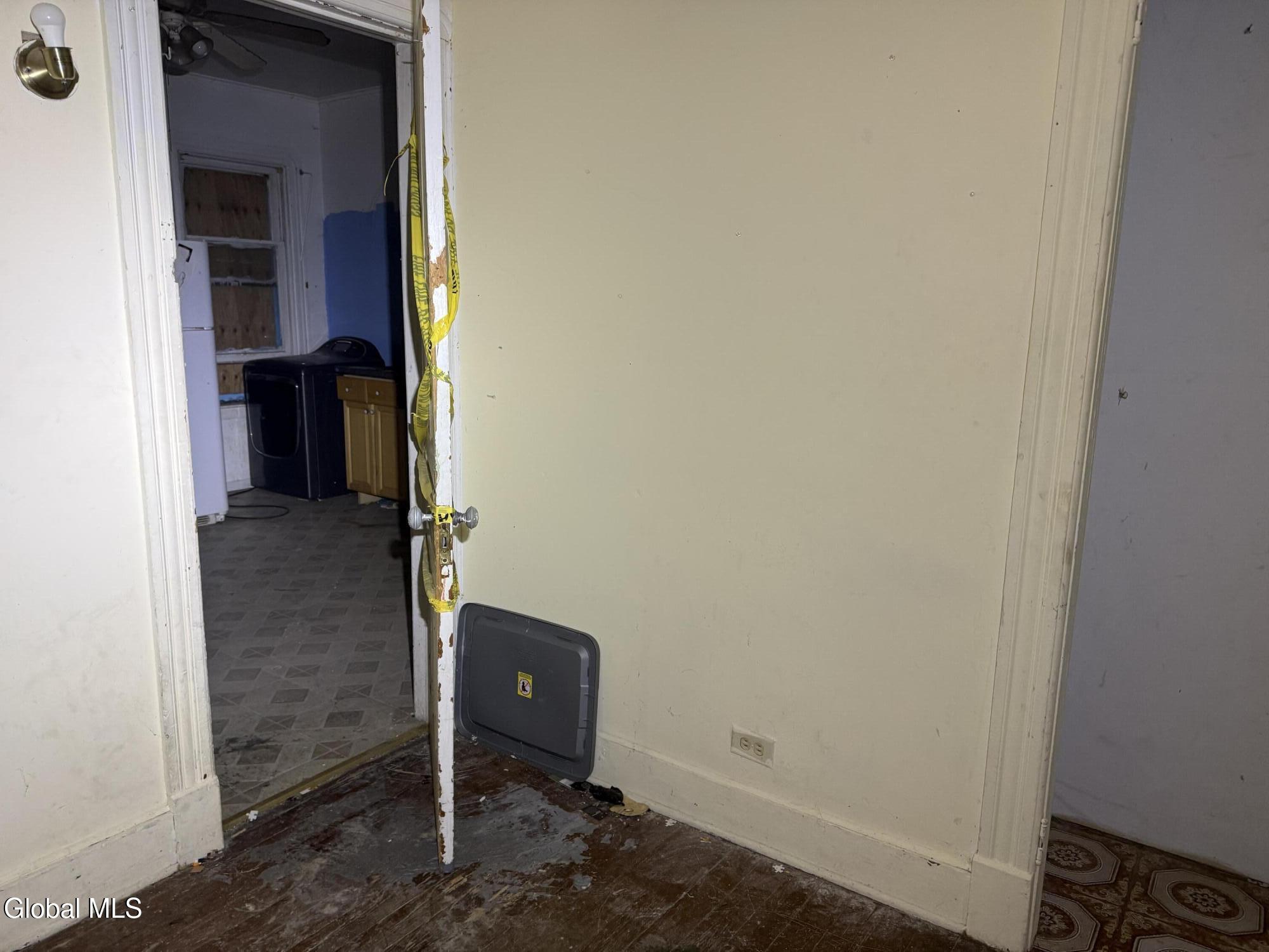 942 Emmett Street Schenectady NY 12307