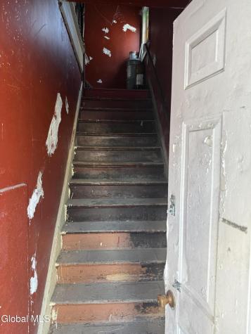 942 Emmett Street Schenectady NY 12307