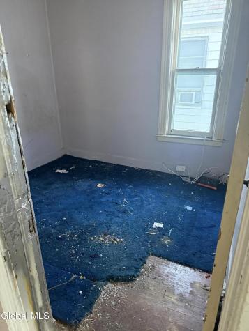 942 Emmett Street Schenectady NY 12307