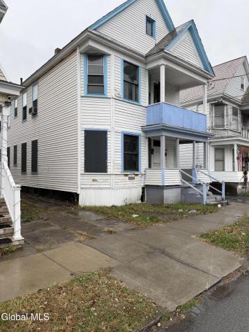 942 Emmett Street Schenectady NY 12307