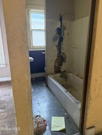 942 Emmett Street Schenectady NY 12307