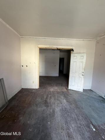 942 Emmett Street Schenectady NY 12307