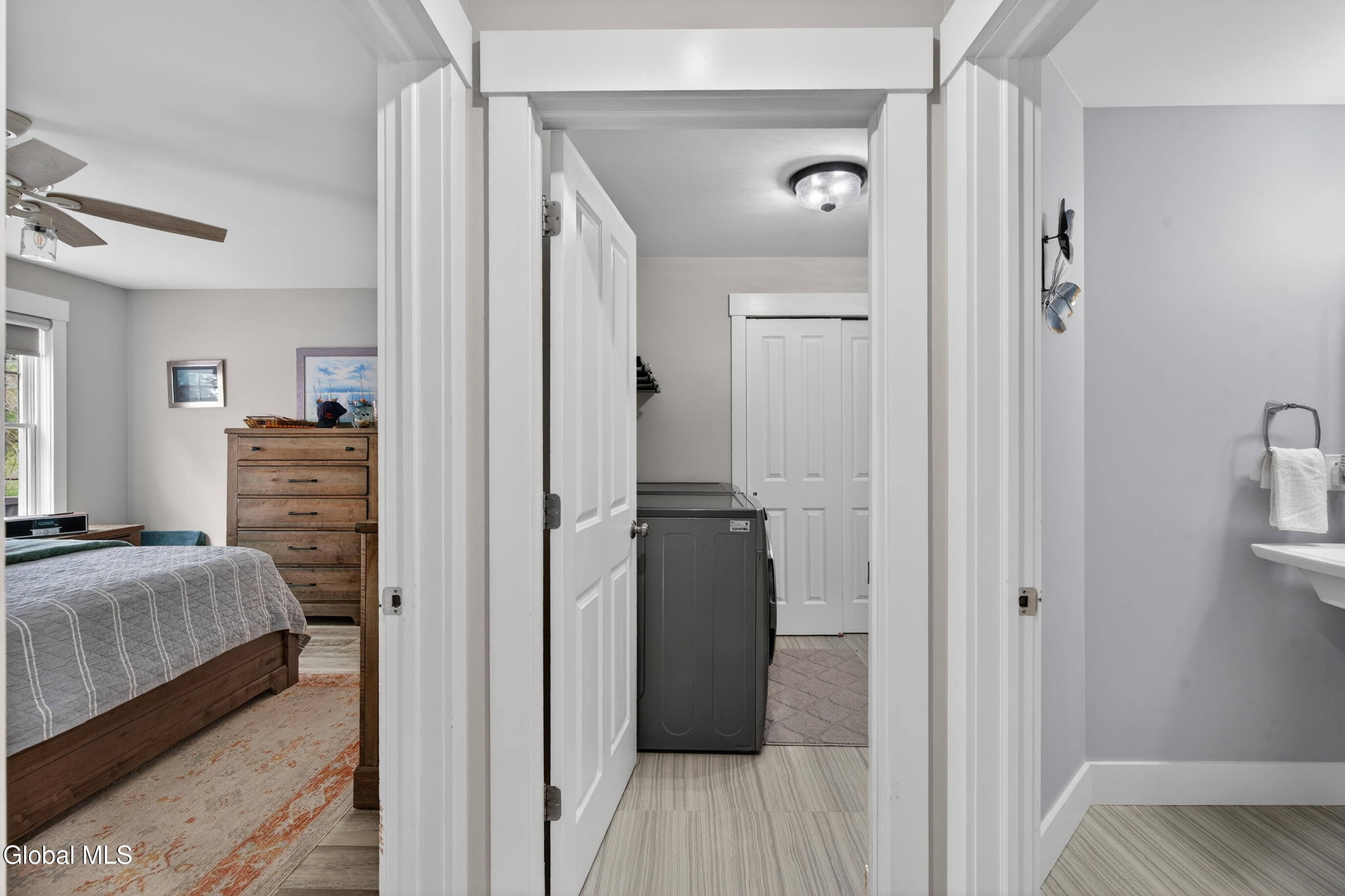 97 Johnson Road Halfmoon NY 12118