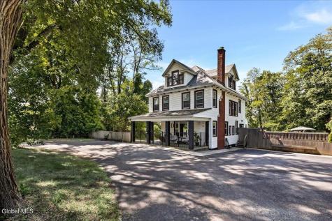 1912 Union Street Niskayuna NY 12309