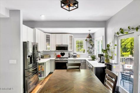 1912 Union Street Niskayuna NY 12309