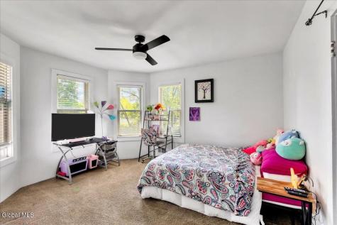 1912 Union Street Niskayuna NY 12309