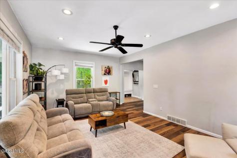 1912 Union Street Niskayuna NY 12309