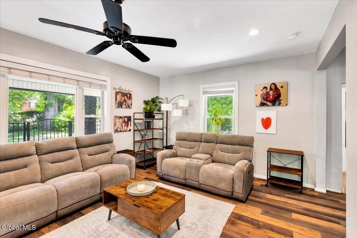 1912 Union Street Niskayuna NY 12309