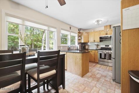 10 Curt Boulevard Saratoga Springs NY 12866