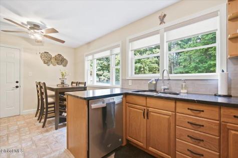 10 Curt Boulevard Saratoga Springs NY 12866