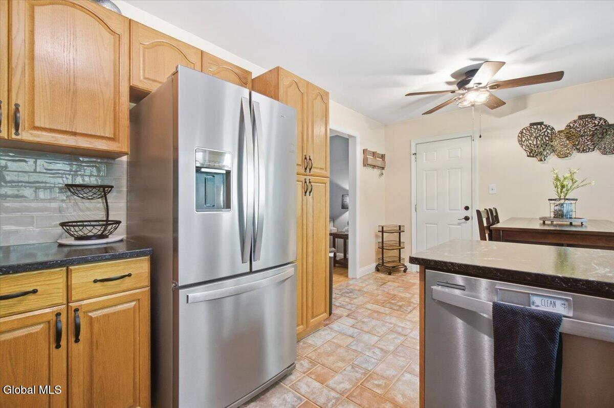 10 Curt Boulevard Saratoga Springs NY 12866