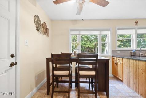 10 Curt Boulevard Saratoga Springs NY 12866