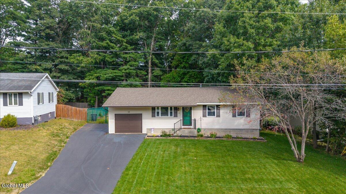 10 Curt Boulevard Saratoga Springs NY 12866