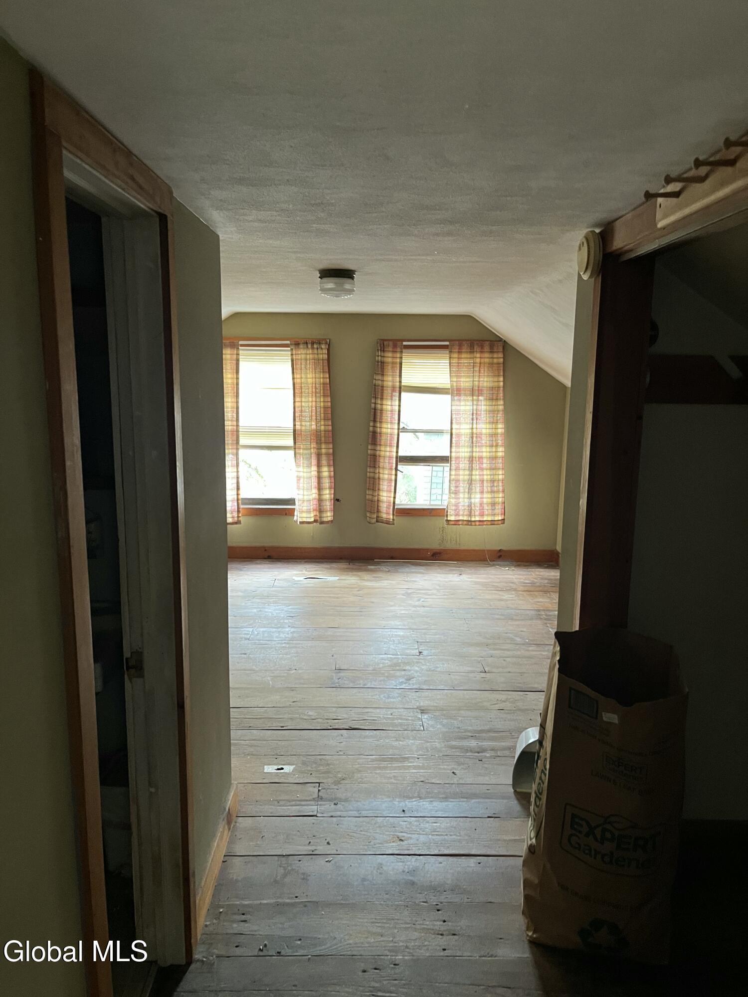 8 Main Street Petersburgh NY 12138