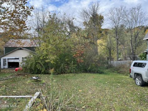 8 Main Street Petersburgh NY 12138