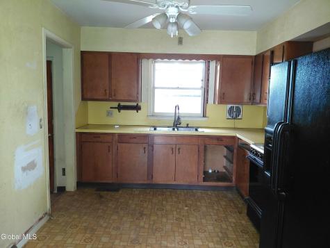 1 Crestwood Avenue Troy NY 12180