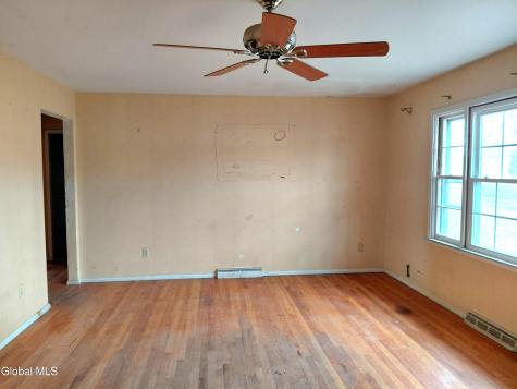 1 Crestwood Avenue Troy NY 12180