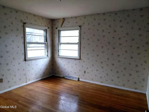 1 Crestwood Avenue Troy NY 12180