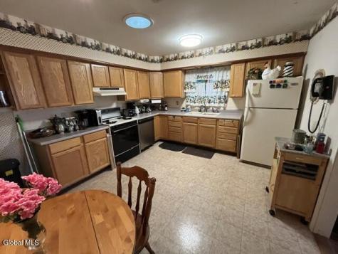 66 Pollock Road Latham NY 12110