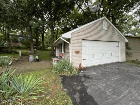 66 Pollock Road Latham NY 12110
