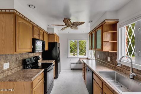 222 Van Rensselaer Boulevard Menands NY 12204