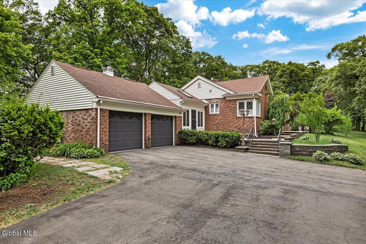 222 Van Rensselaer Boulevard Menands NY 12204