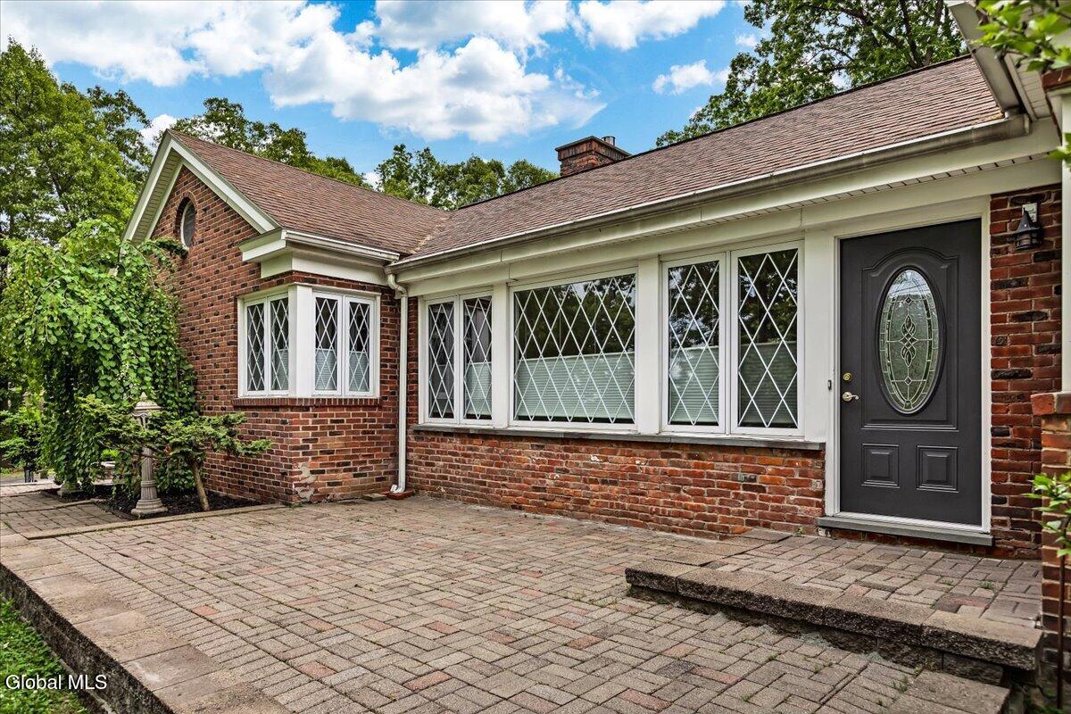 222 Van Rensselaer Boulevard Menands NY 12204