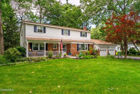 2 Valdepenas Lane Clifton Park NY 12065